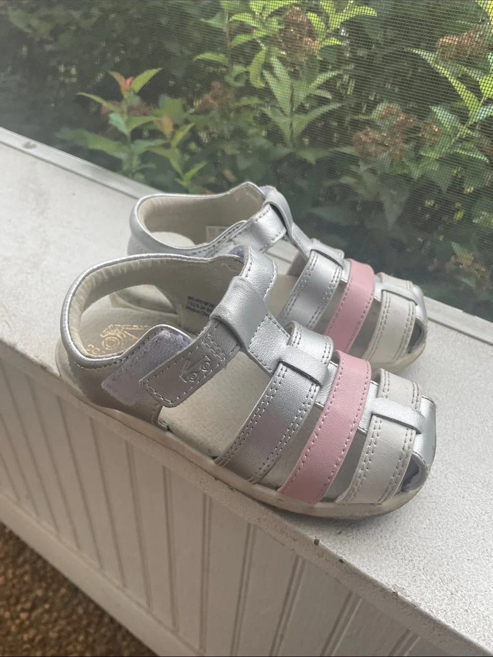 See Kai Run Silver and Pink Closed-Toe Toddler Sandals